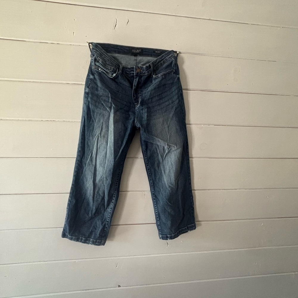 Judy Blue Relaxed Fit Blue Jeans wide crop leg
